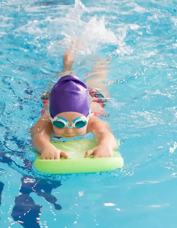 clases natacion niños barcelona